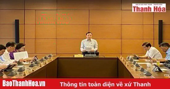 Đoàn ĐBQH Thanh Hóa thảo luận tại tổ về dự án Luật Đường sắt (sửa đổi)