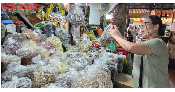 គ្រួសារអាជីវកម្មបង់ត្រឹមតែ 30-50 ដុងសម្រាប់វិក្កយបត្រអេឡិចត្រូនិច។