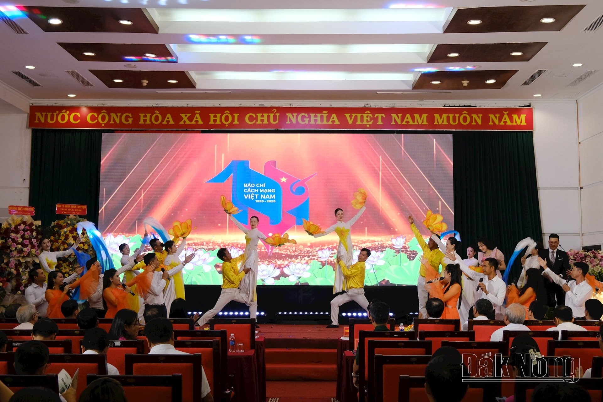 Tỉnh Đắk Nông long trọng tổ chức Lễ Kỷ niệm 100 năm Ngày Báo chí cách mạng Việt Nam (21/6/1925-21/6/2025) và biểu dương người làm báo tiêu biểu trên địa bàn tỉnh Đắk Nông