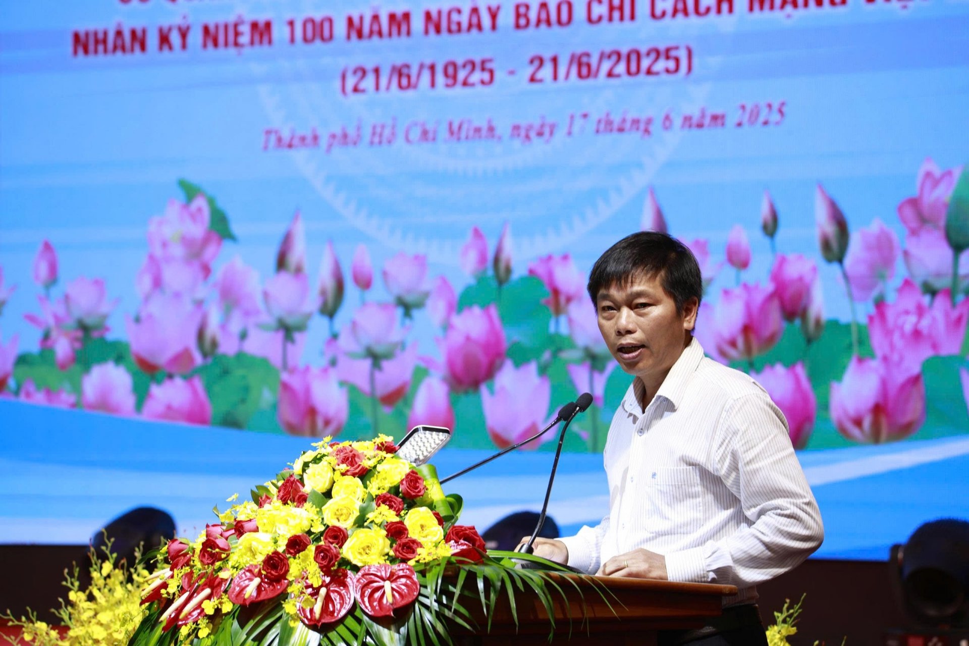 Đồng chí Huỳnh Minh Hải - Phó Trưởng Ban Tuyên giáo và Dân vận Tỉnh Lâm Đồng phát biểu tại buổi gặp mặt
