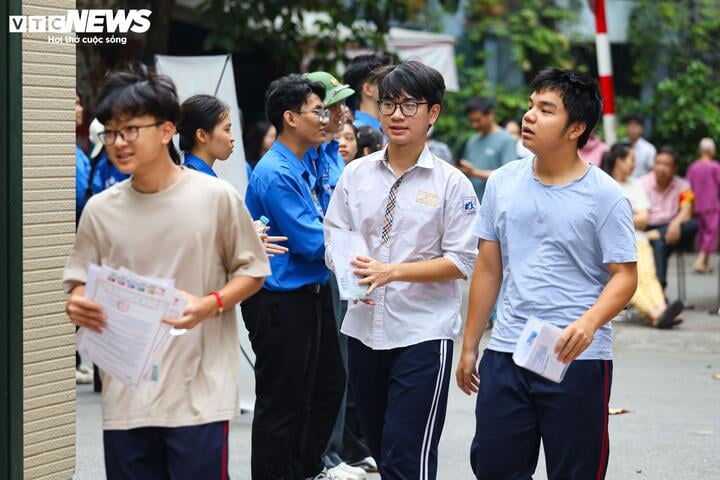 Hơn 30 địa phương công bố điểm thi và điểm chuẩn vào lớp 10. (Ảnh minh hoạ)