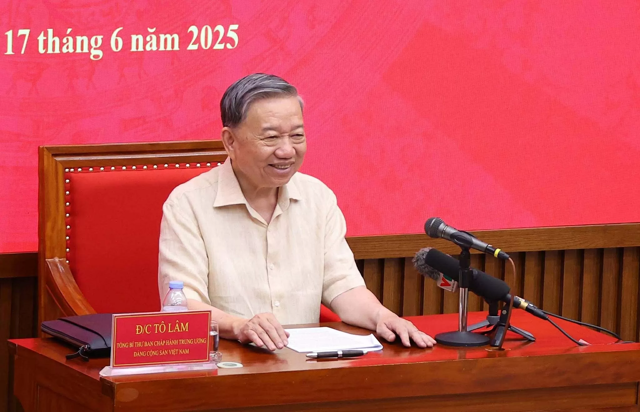 Xây dựng đội ngũ cán bộ đủ năng lực đưa đất nước bước vào kỷ nguyên mới