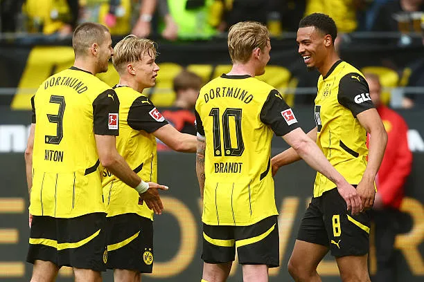 ផ្សាយផ្ទាល់ Dortmund vs Fluminense ម៉ោង 11:00 យប់។ ថ្ងៃទី 17 ខែមិថុនា: មាសសាកល្បងដោយរូបថត 1