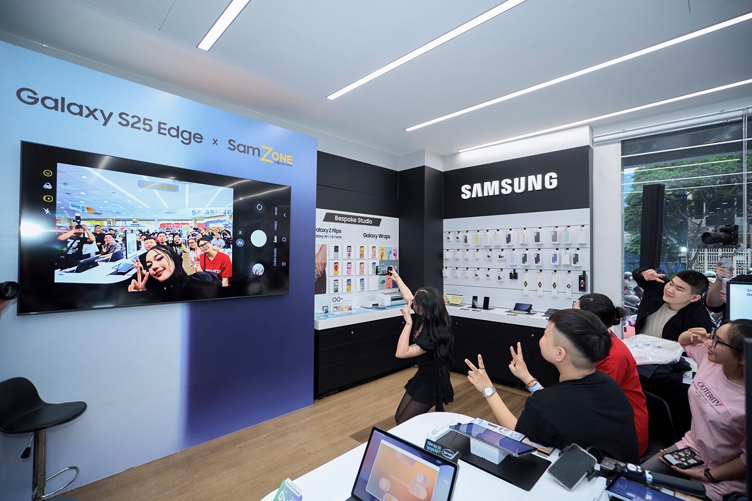 Samsung anh 8