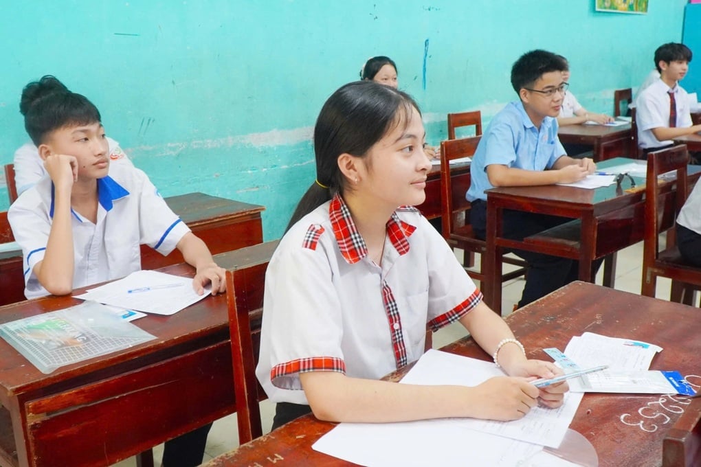 Công bố điểm chuẩn lớp 10 trường chuyên Quốc học và các trường THPT tại Huế - 1