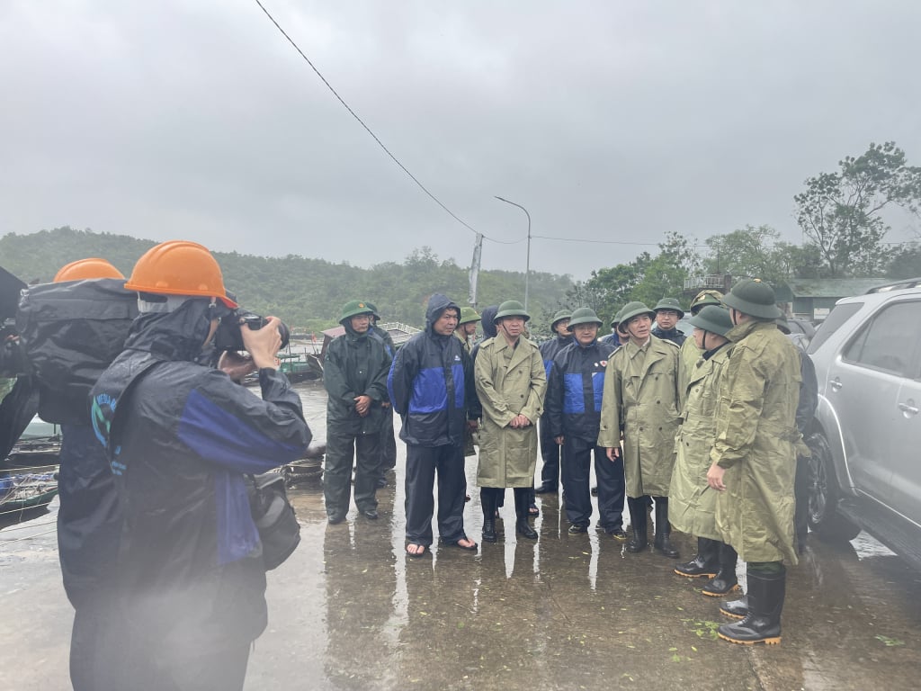 Reporters from Quang Ninh Media Center working during storm Yagi in 2024.