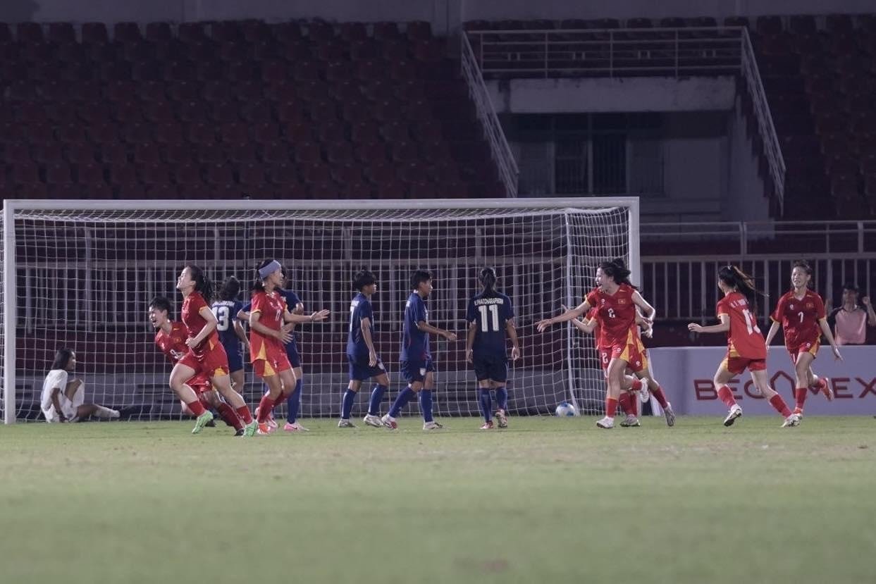 18-u19-nu-vn.jpeg