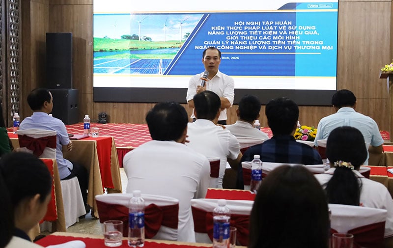 Quang cảnh lớp tập huấn.