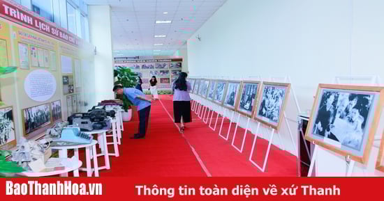 Triển lãm trưng bày hàng chục hiện vật gắn bó với các thế hệ người làm báo xứ Thanh
