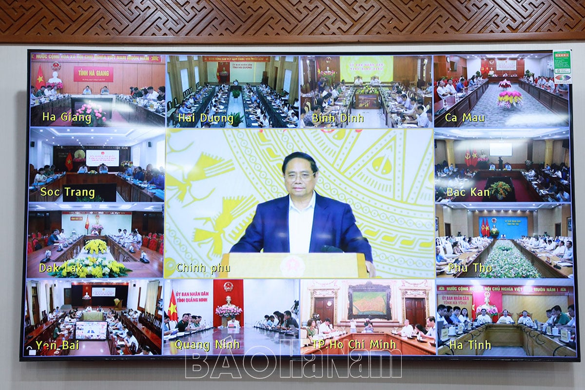 Thủ tướng Chính phủ chủ trì hội nghị toàn quốc về công tác tổ chức Kỳ thi tốt nghiệp THPT năm 2025