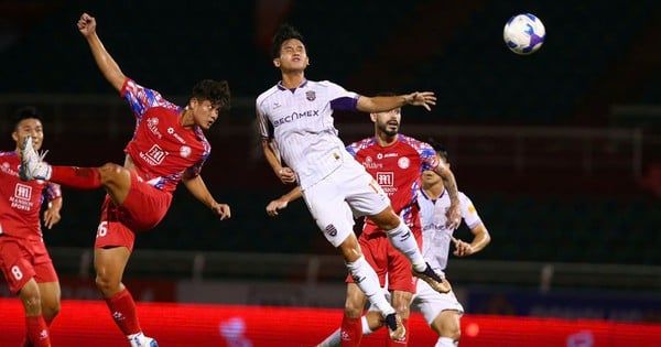 Khó có chuyện sáp nhập đội bóng