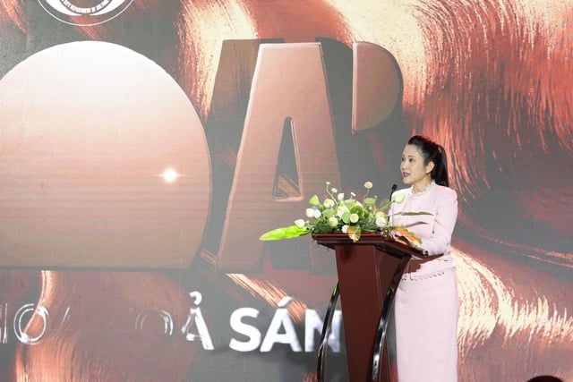 Chiêm ngưỡng nửa thế kỷ văn học - nghệ thuật TP.HCM dưới công nghệ mới tại 'TỎA'- Ảnh 3.