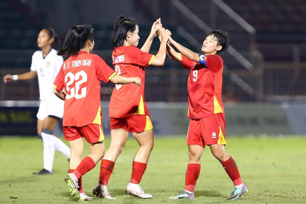 sub-16 vietnam.jpg