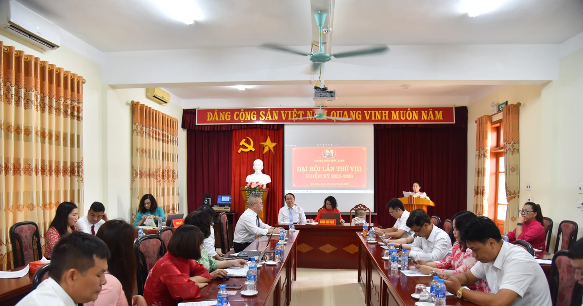 Đại hội Chi bộ Báo Bắc Kạn lần thứ VIII, nhiệm kỳ 2025-2030