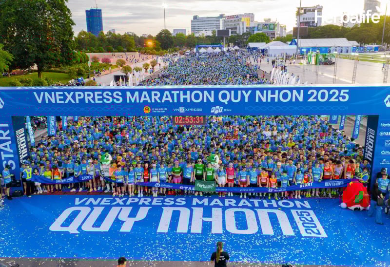 Herbalife Việt Nam lan tỏa lối sống năng động tại Vnexpress marathon Quy Nhơn 2025  -0