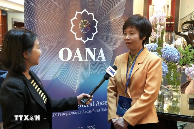 ttxvn-tong-giam-doc-tra-loi-phong-van-tai-dai-hoi-dong-oana2.jpg