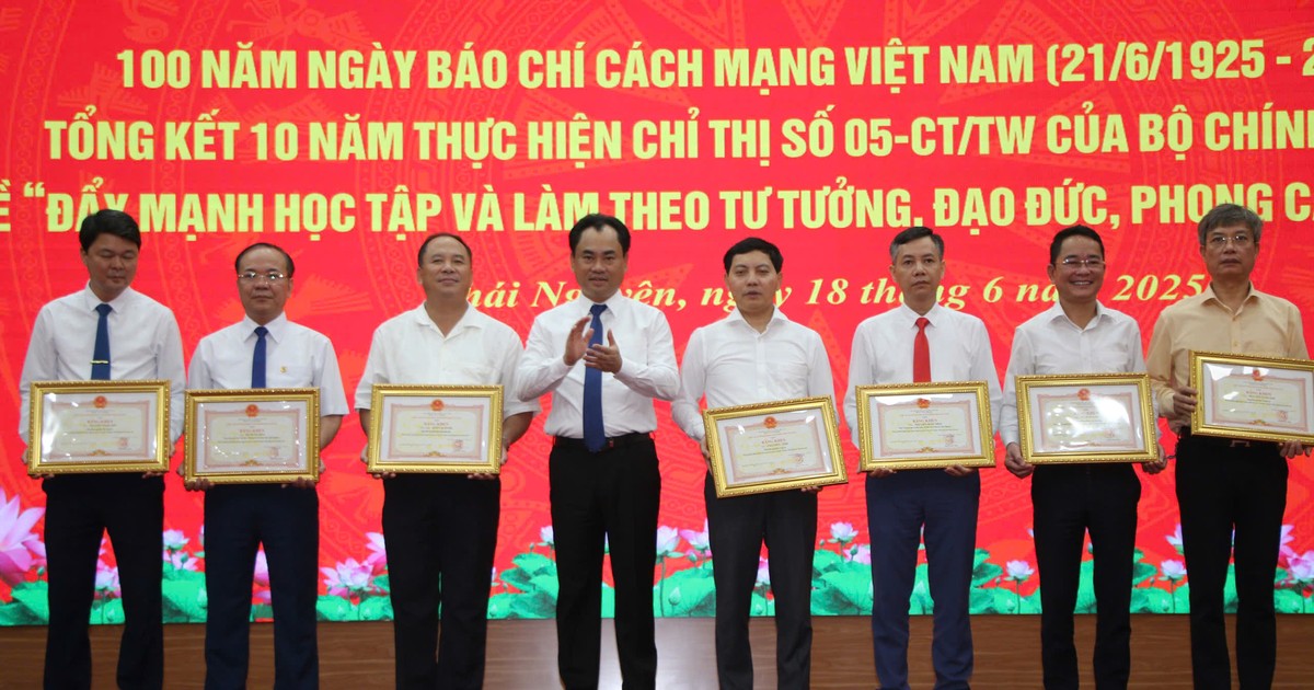 Thái Nguyên kỷ niệm 100 năm Báo chí cách mạng Việt Nam, tổng kết 10 năm thực hiện Chỉ thị 05-CT/TW
