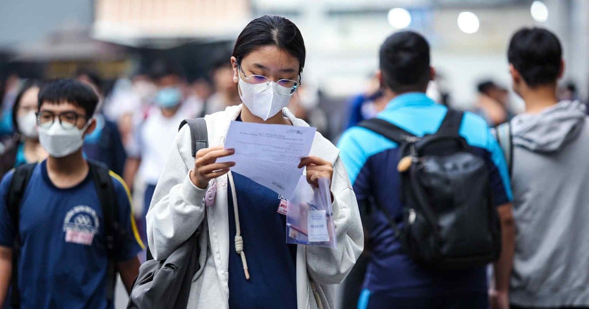 Trường ĐH Ngân hàng TP.HCM công bố cách tính điểm xét tuyển năm 2025