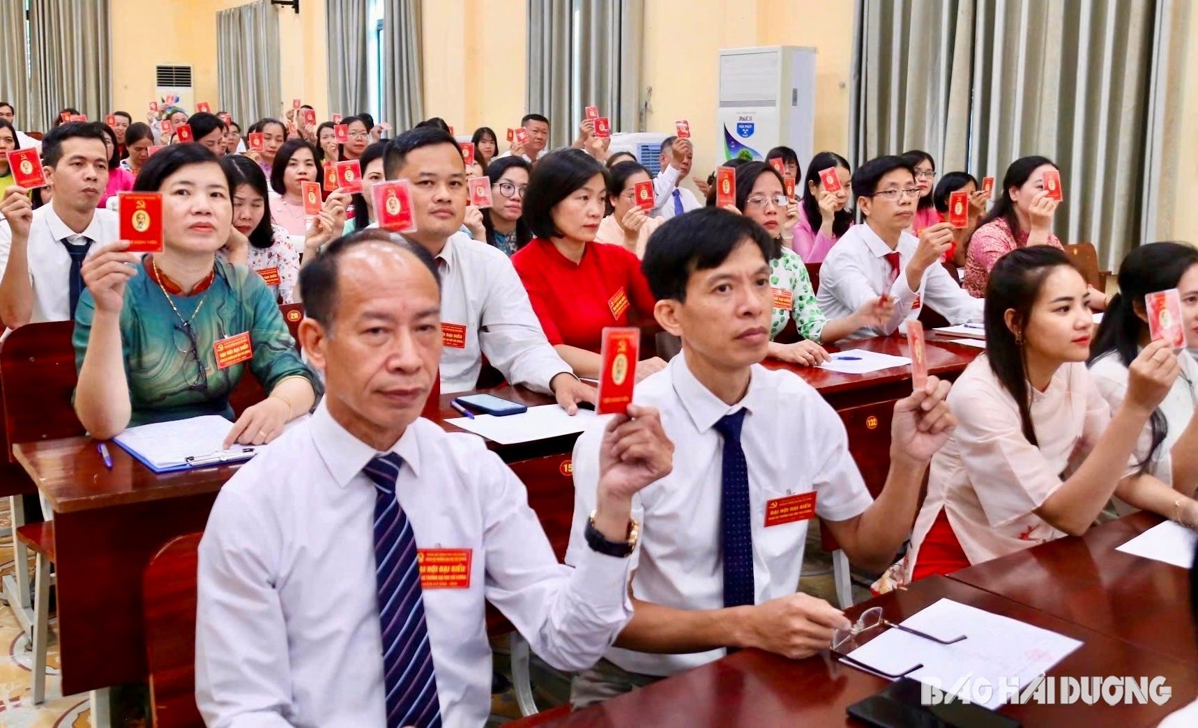 Quy định và hướng dẫn thi hành Điều lệ Đảng mới có nhiều điểm mới, trong đó có bổ sung quy định về việc tổ chức Đại hội Đảng bộ, chi bộ (ảnh minh họa)