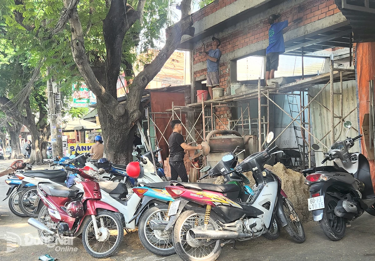 Đồng Nai rà soát để thực hiện thí điểm miễn giấy phép xây dựng tại một số vị trí trên địa bàn tỉnh. Trong ảnh:  Phường Bửu Long, thành phố Biên Hòa là địa bàn nhiều người dân xây dựng nhà ở. Ảnh:P.Tùng