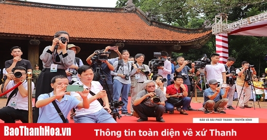 Báo chí - cầu nối giữa ý Đảng với lòng dân