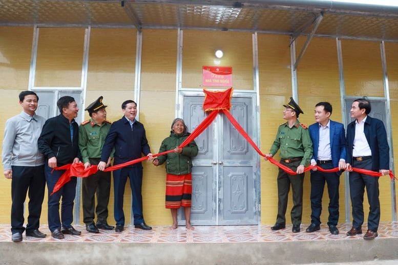 Xóa nhà tạm, nhà dột nát - nghĩa đồng bào, tình dân tộc- Ảnh 2.