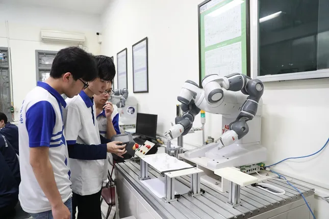 16 cơ sở giáo dục đại học Việt Nam lọt bảng xếp hạng quốc tế năm 2025 ảnh 1