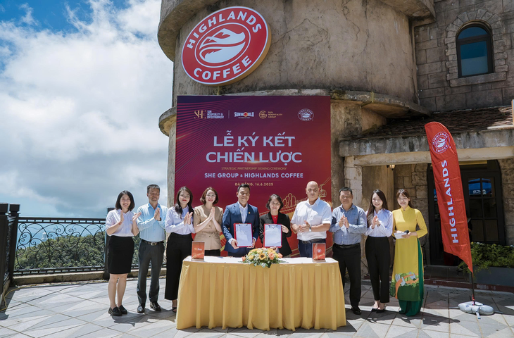 Sun Group បានចុះហត្ថលេខាលើការបើកខ្សែសង្វាក់កាហ្វេ Highlands នៅក្នុងប្រព័ន្ធតំបន់ទេសចរណ៍