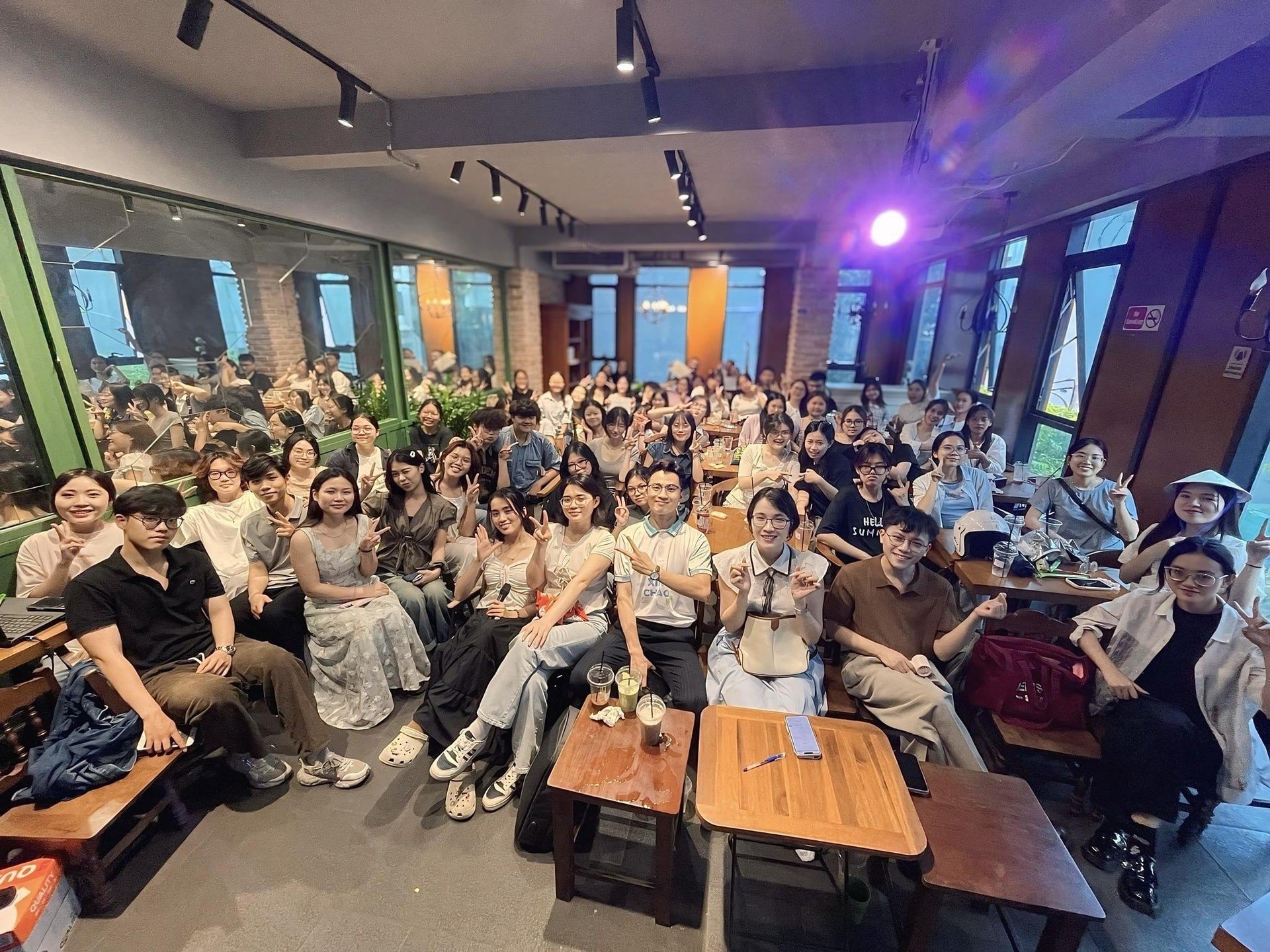 Buổi tập huấn cho các thành viên mới của HFTGs. (Nguồn: facebook Hanoi Free Tour Guides)