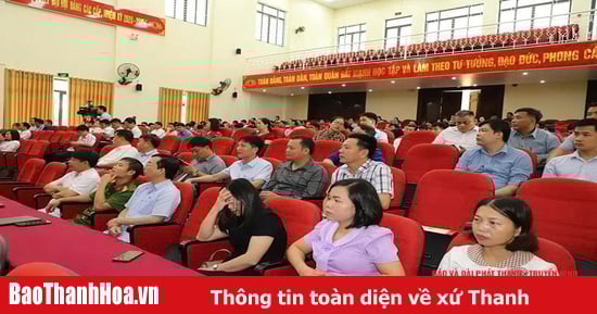 ការផ្លាស់ប្តូរការទទួលសាធារណៈ ការតវ៉ា និងការដោះស្រាយការបរិហារ