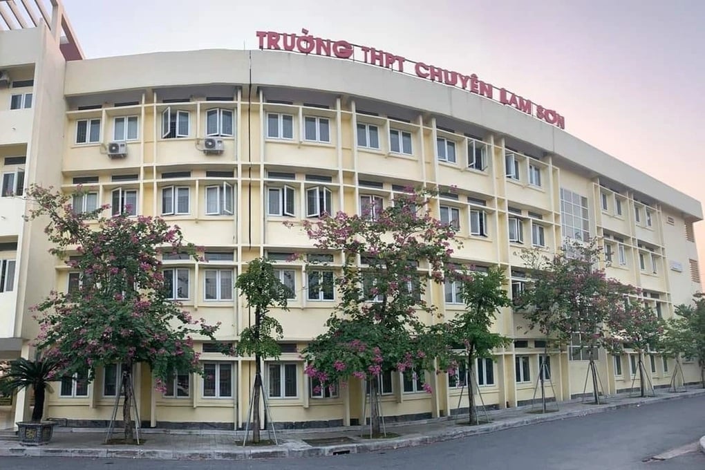 Điểm chuẩn thi vào lớp 10 ở Thanh Hóa có sự chênh lệch giữa các vùng - 1
