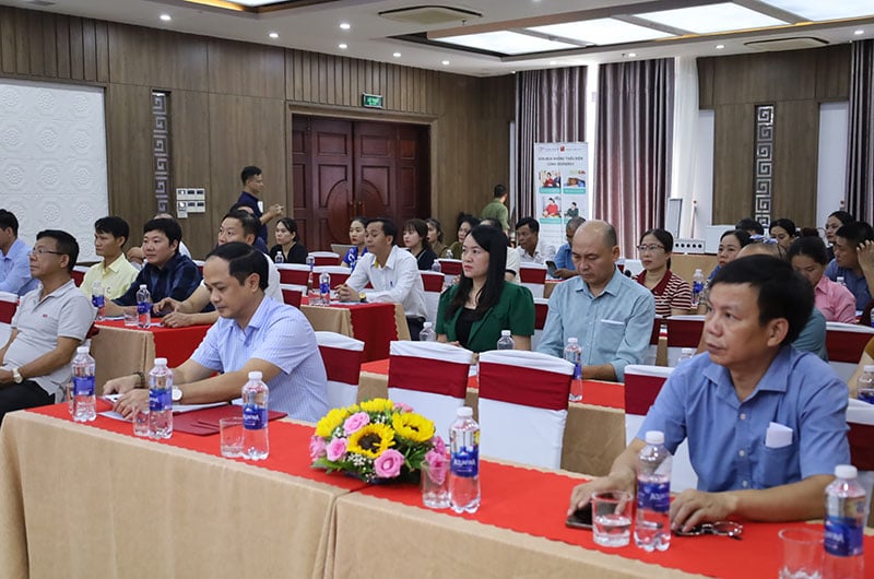 Các đại biểu tham dự tập huấn.