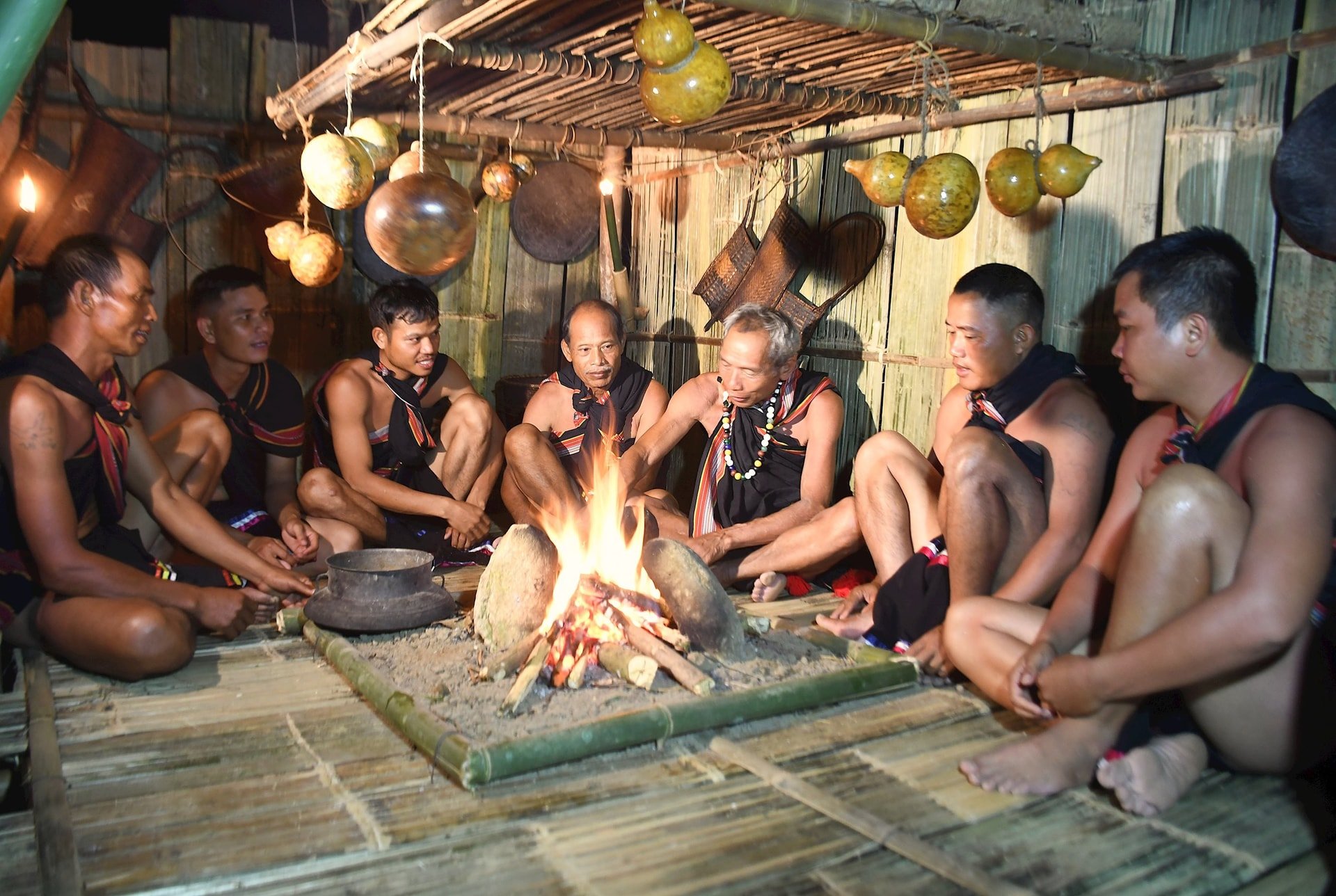 Gia lang លក់រួមគ្នាសម្រាប់ពិធីបុណ្យនេសាទ