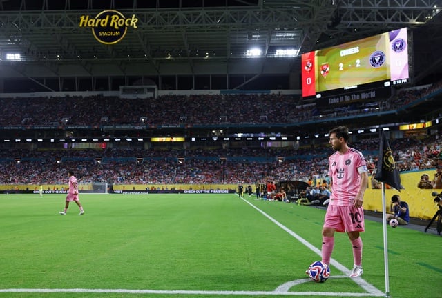 FIFA Club World Cup 2025 đạt mốc 1,5 triệu vé, vì sao vẫn có sân trống khán giả?- Ảnh 2.