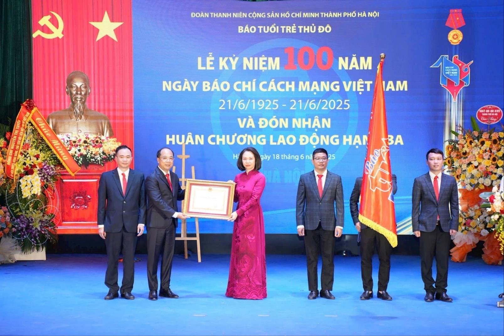 tang-huan-chuong-tttd(1).jpg