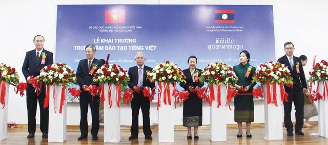 Trường ĐH Cửu Long tăng cường hợp tác đào tạo nhân lực cho nước bạn Lào- Ảnh 2.