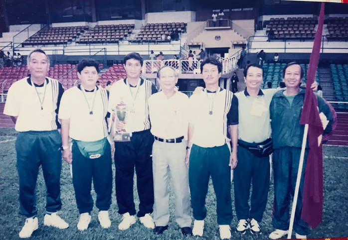 Bác sĩ thể thao - Những chuyện chưa kể - Ảnh 1.