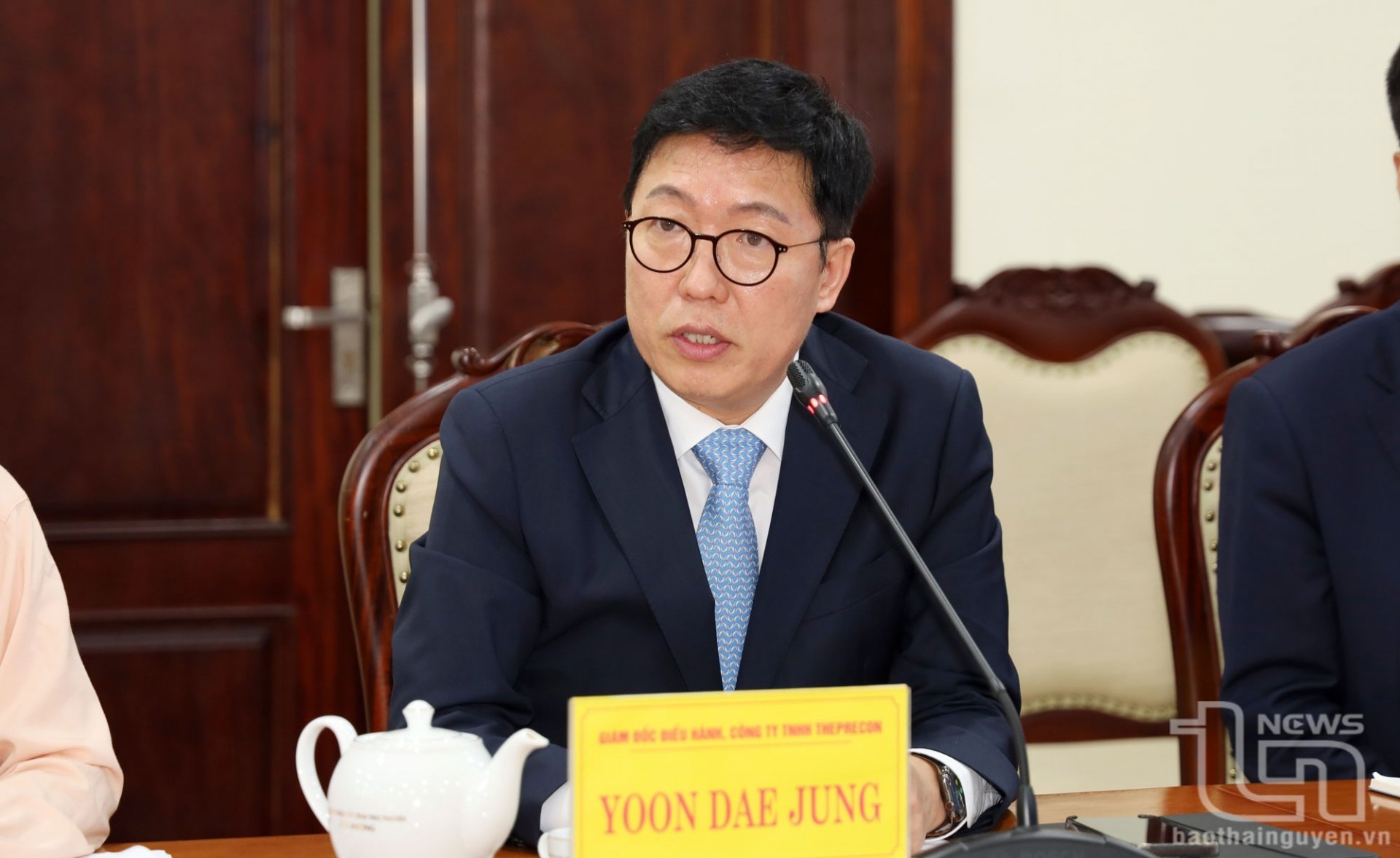 Ông Yoon Dae Jung, Giám đốc điều hành Công ty TNHH ThePRECON, phát biểu tại buổi Lễ.