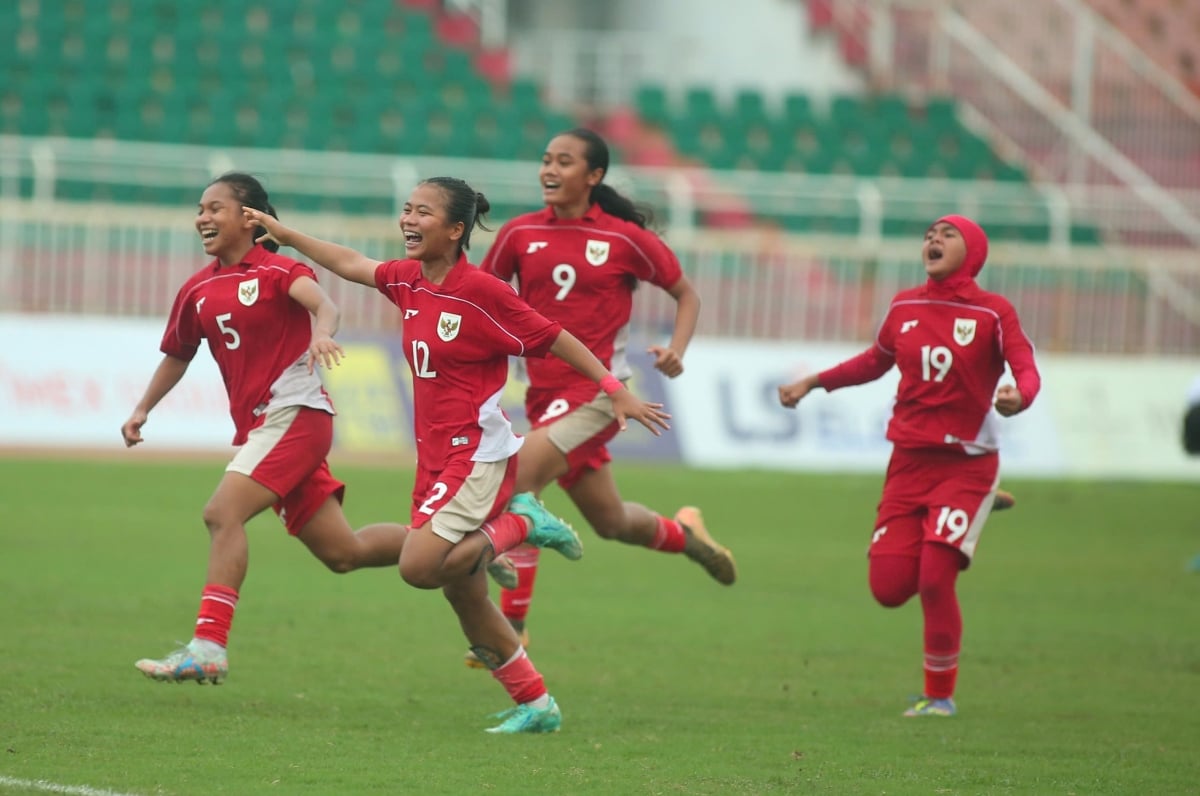 U19 nữ Việt Nam giành ngôi Á quân Đông Nam Á - Ảnh 4.