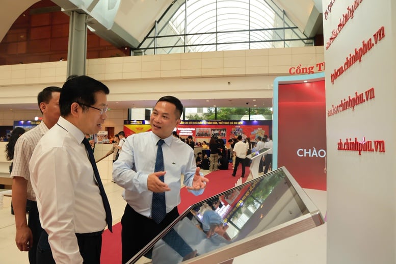 Khai mạc Hội Báo toàn quốc 2025: Báo chí cách mạng tự hào hành trình 100 năm, vững bước vào kỷ nguyên mới- Ảnh 6.