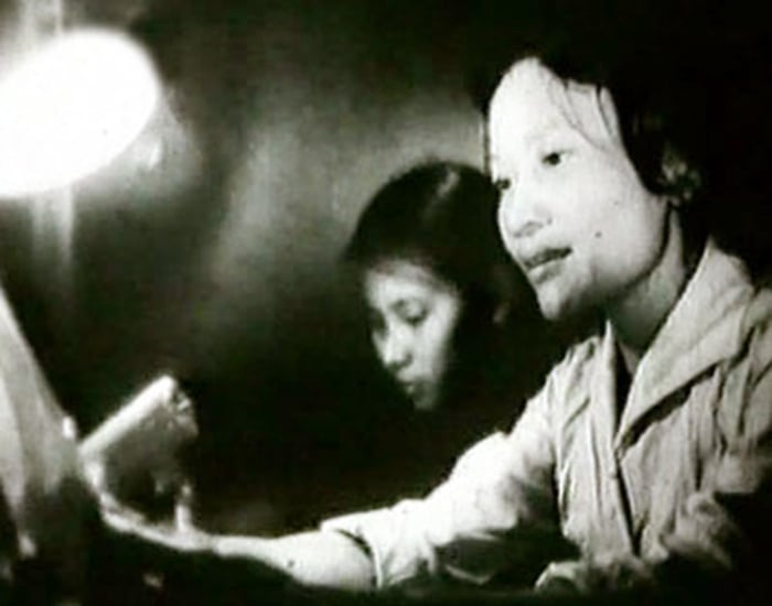 Trang 29: Một thời làm báo bằng loa  ở bờ Bắc giới tuyến -0
