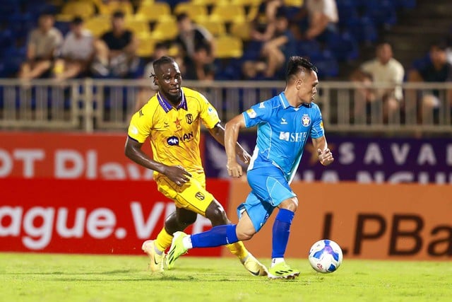 Đà Nẵng thoát hiểm ngoạn mục để trụ hạng V-League trong trường hợp nào, HAGL có vai trò gì?- Ảnh 1.
