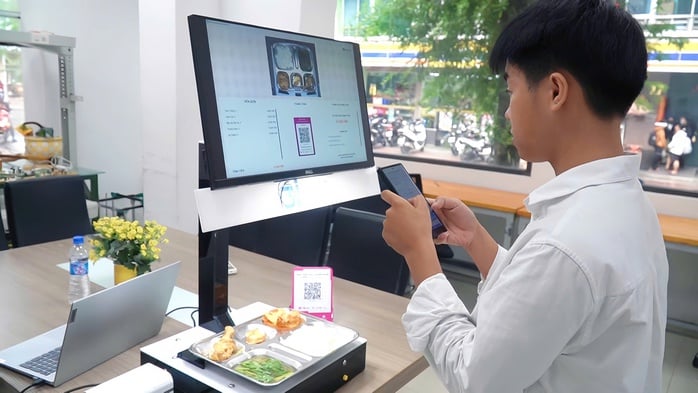 Nhóm sinh viên tạo hệ thống thanh toán bằng AI 