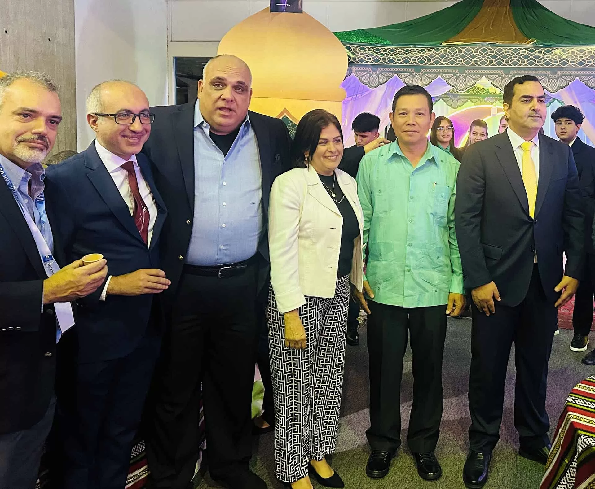 Không gian Việt Nam giữa lòng Caracas