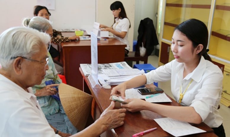 Thẩm quyền quyết định chi trả mức trợ cấp xã hội, tạm dừng trợ cấp xã hội- Ảnh 1.