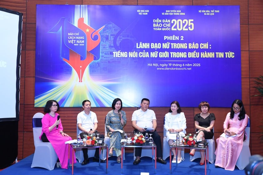 Các đại biểu tham gia phiên thảo luận.