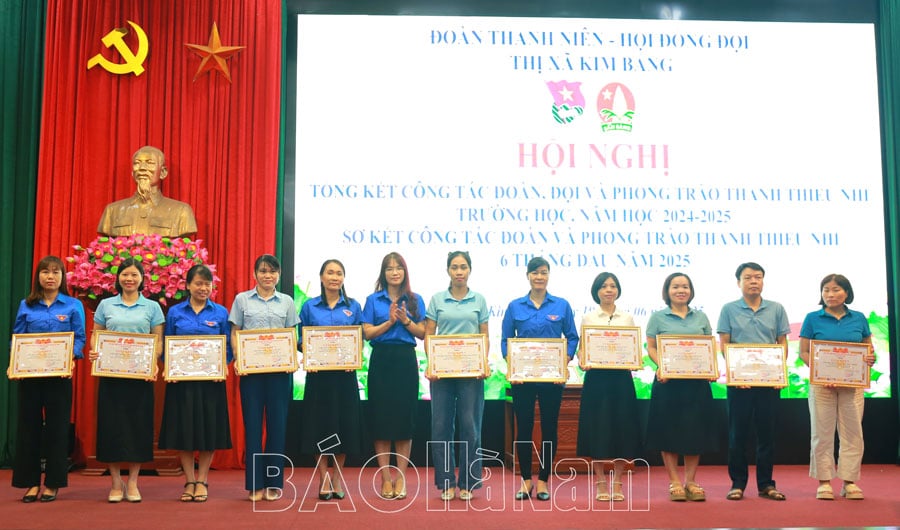 Thị đoàn Kim Bảng tổng kết công tác Đoàn Đội và phong trào thanh thiếu nhi trường học năm học 2024 – 2025