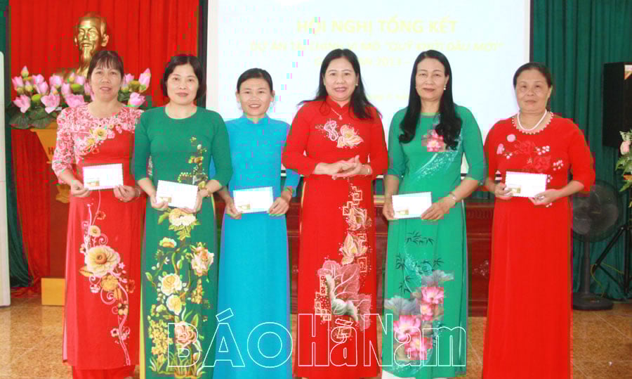 ប្រជាពលរដ្ឋជាង 4,000 នាក់បានទទួលប្រាក់កម្ចីពីគម្រោងមីក្រូហិរញ្ញវត្ថុ New Start Fund