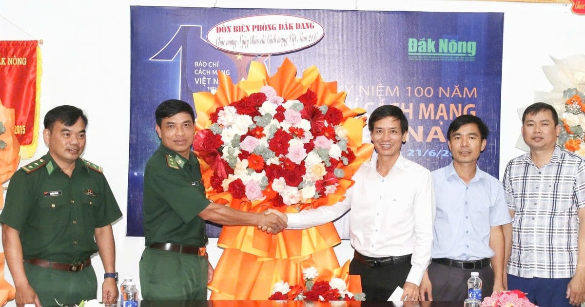 Các cơ quan, đơn vị thăm, chúc mừng Báo Đắk Nông nhân Ngày Báo chí cách mạng Việt Nam 21/6