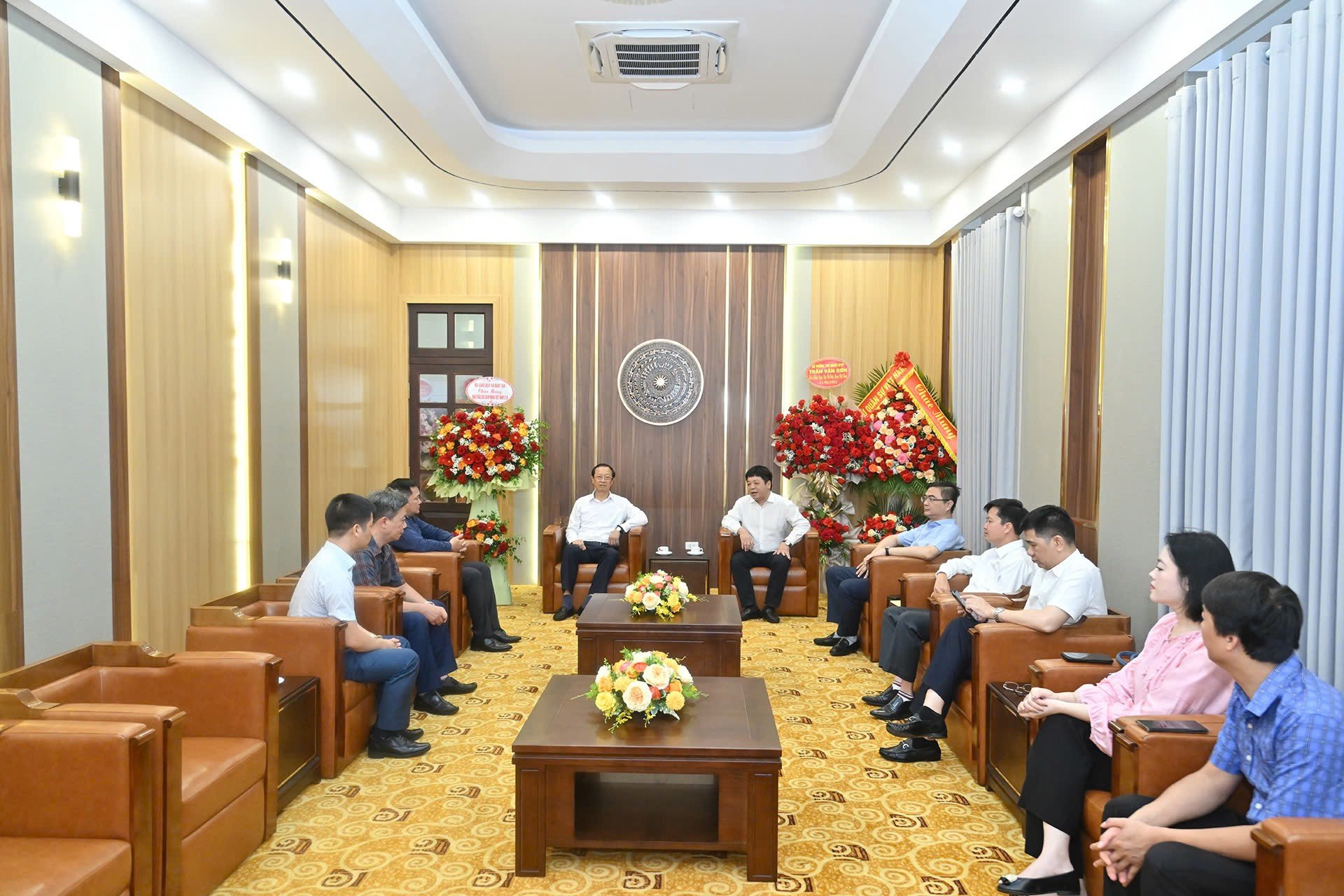anh-nguyen-tiep-bo-gd.jpg